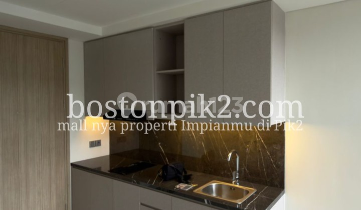 Luxurious Penthouse Upper West 1 Kamar Tidur Semi Furnished 2