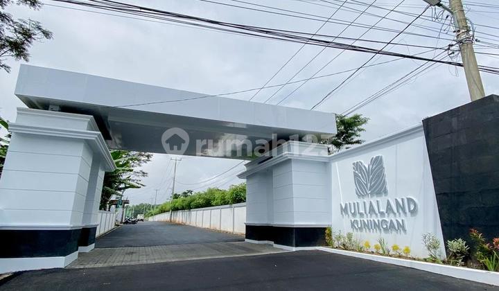 Runah Mewah dan Strategis di Jantung Kota Kuningan Runah Mewah dan Strategis di Jantung Kota Kuningan