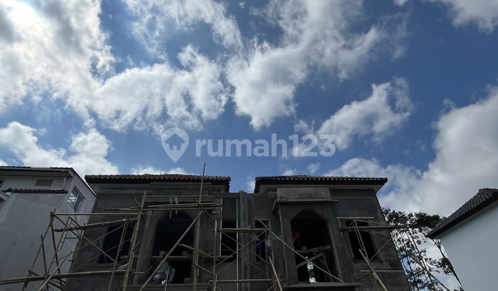 Semi-Read House, Most Strategic Location in Kuningan 2