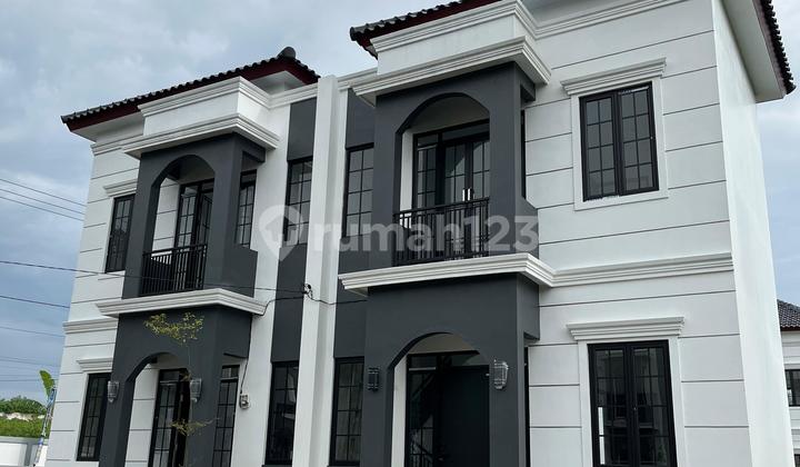 Rumah 2 Lantai,Bergaya American Classic,Di Kota Kuningan 2