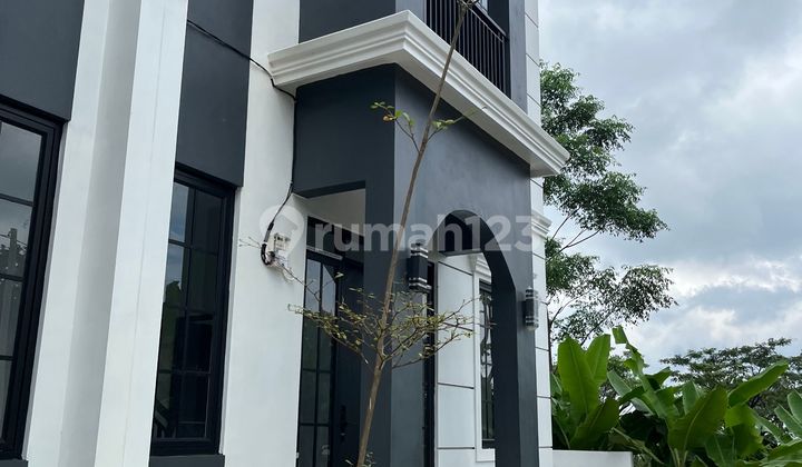 Rumah 2 Lantai, Desain American Classic Hanya 2 Jutaan