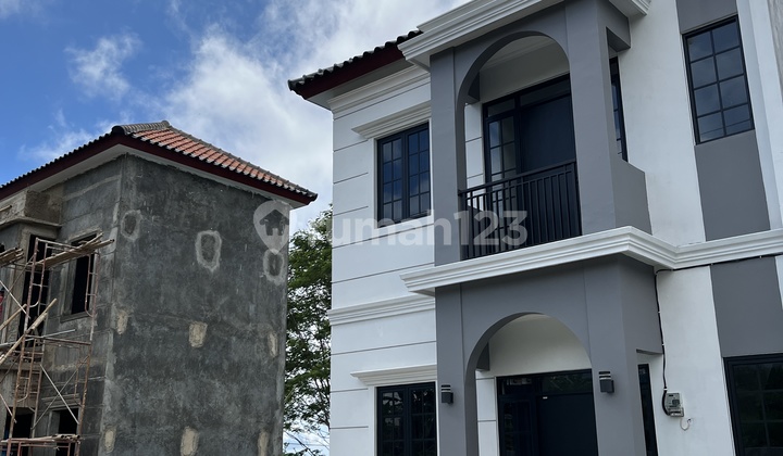 Two-Story American Classic Style House at the Foot of Mount Ciremai. Two-Story American Classic Style House at the Foot of Mount Ciremai.