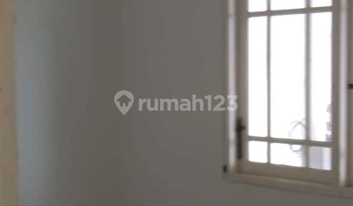 Di Sewakan ******** Villa Melati Mas 2