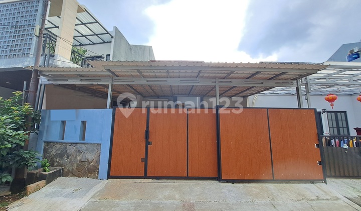 Barleria Permata Medang