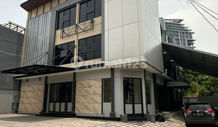 Disewakan Ruko Bangunan Baru Darmo Bavarian