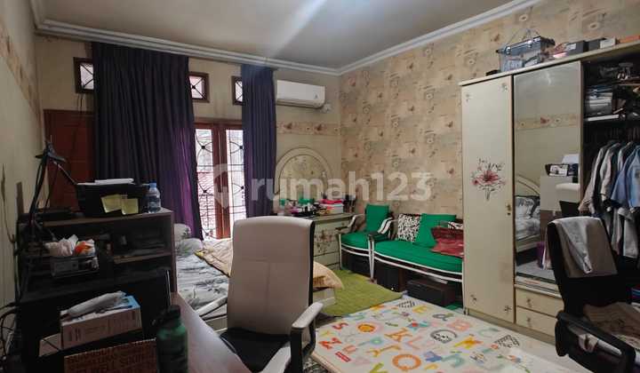 House in Taman Meruya Ilir 2