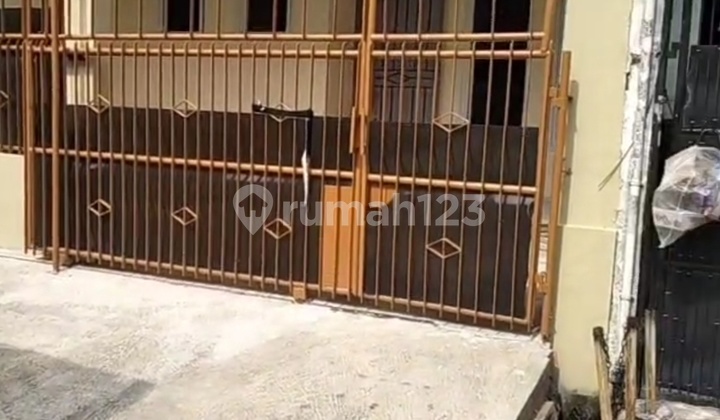 Rumah Menceng Bagus Siap Huni Jakarta Barat