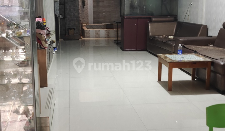 Rumah Taman Palem Lestari Furnish Siap Huni Jakarta Barat 2