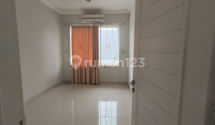 Disewakan Rumah Bagus Di Cluster Onyx Alam Sutera di Alam Sutera