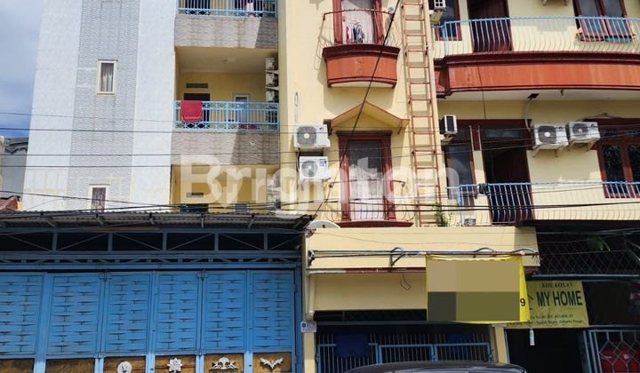 Rumah Kos di Pasar Baru