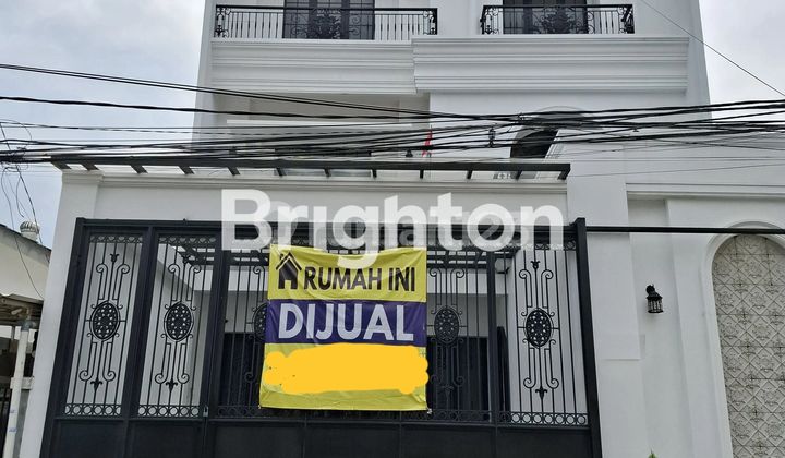 Rumah mewah di Sunter Agung