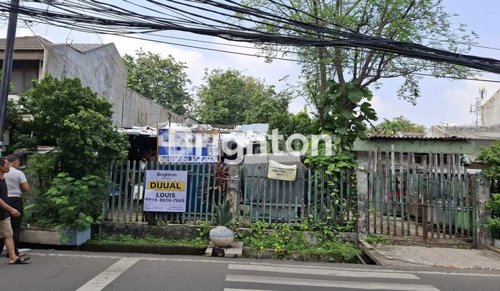 Old house in South Kepu near PRJ Old house in South Kepu near PRJ