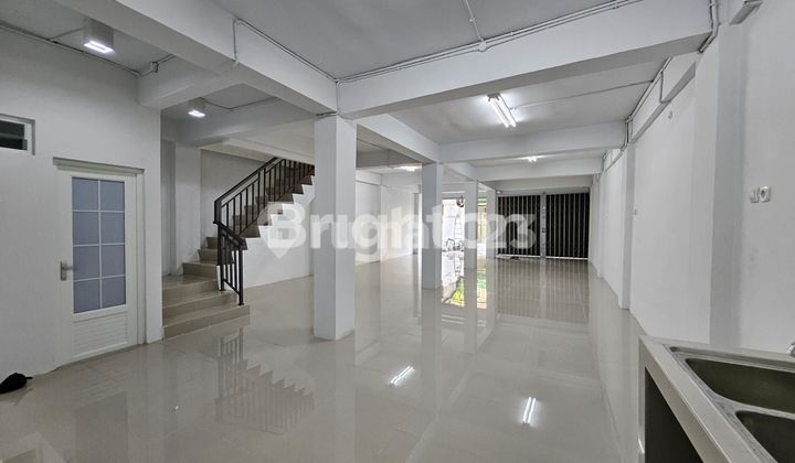 Rukan gandeng dekat Gajah Mada Plz Rukan gandeng dekat Gajah Mada Plz