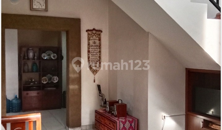 Rumah Bagus 2 Lantai di Perum 3 Karawaci, Tangerang