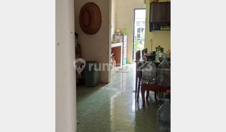 BU, Corner House in the Developing Area of Aryana Karawaci, Wide Road 2