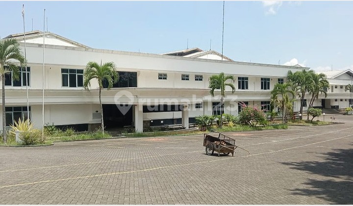 Warehouse Ex Garment Factory in Industrial Area in Semarang Regency 1