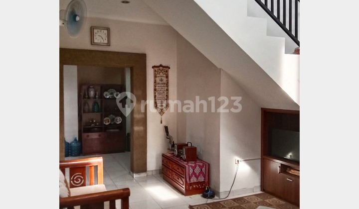 Rumah 2 Lantai Pilihan Investasi di Karawaci, Banten