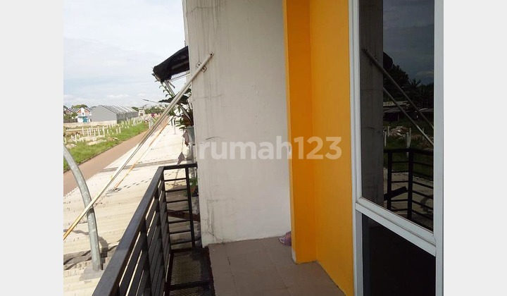 Good and Cheap RUKO Surrounded by 10 Clusters in the Developing Area of Karawaci Tangerang Good and Cheap RUKO Surrounded by 10 Clusters in the Developing Area of Karawaci Tangerang