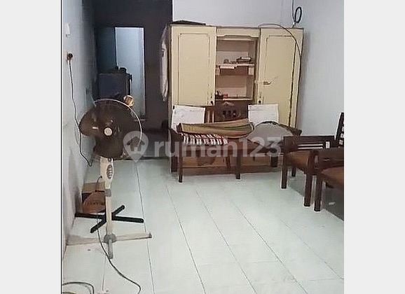 Perum 1, Karawaci. 90M, SHM, 3 Km, 2 Lantai. Dijual Cepat 2