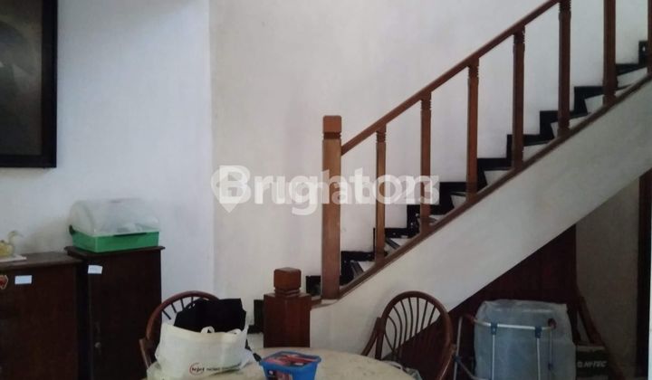 RUMAH BESAR STRATEGIS PINGGIR JALAN DI SOMPOK SEMARANG  2