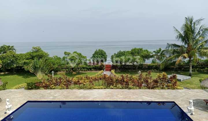 For Sale Beach Villa 2940m2 in Seririt Buleleng, Freehold Title, Swimming Pool