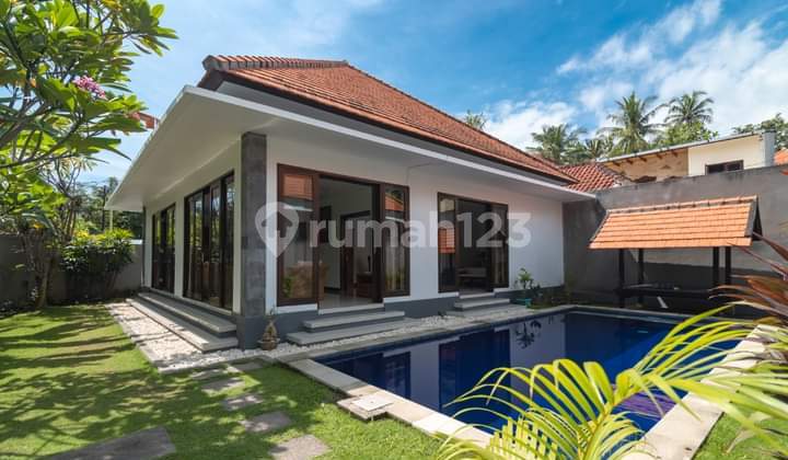 For Sale Twin Villas 600m2 in Lovina Buleleng SHM Ready to Rent