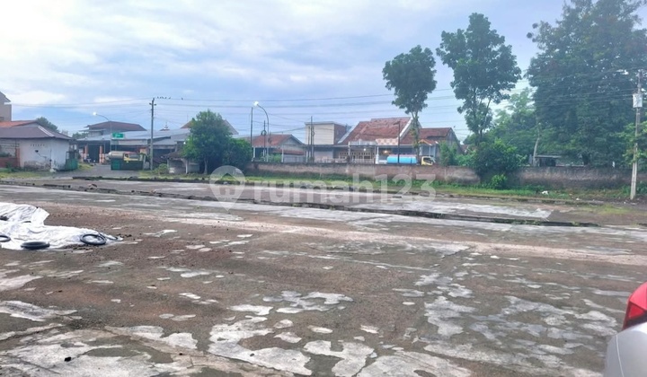 Tanah Lebar 140 Meter Bonus Bangunan Dekat Pintu Tol Di Tegal 