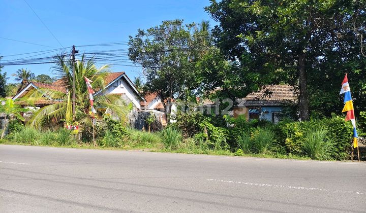 Land with SHM certificate on Guerrilla Street, Kuripan, Cilacap, 17 meters wide. Land with SHM certificate on Guerrilla Street, Kuripan, Cilacap, 17 meters wide.
