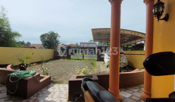 Rumah 2 Lantai Modern Akses Jalan Nasional Dekat Pasar Sampang 2