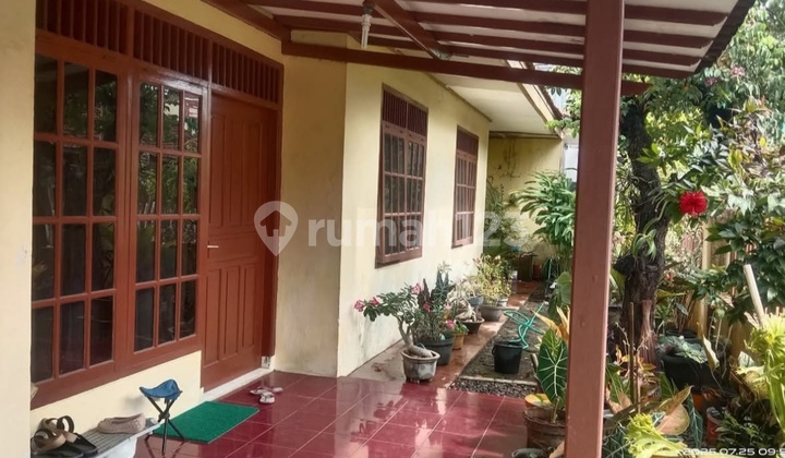 Good Title Deed House, Cilacap City Center, Near Police Station and RSI Fatimah.