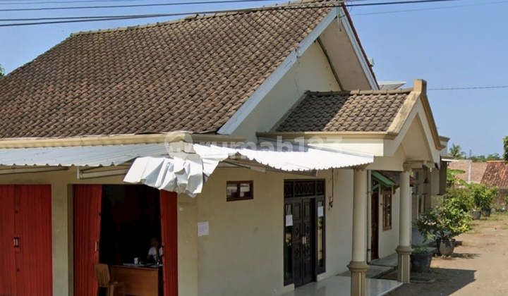 Bonus House with Container Access Warehouse in Kesugihan Cilacap Bonus House with Container Access Warehouse in Kesugihan Cilacap