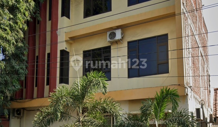 3-Story Office Building in the Center of Slawi Tegal City 3-Story Office Building in the Center of Slawi Tegal City