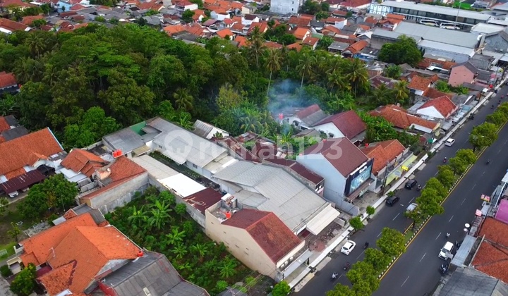 Commercial Land with 60-Meter Frontage Near Cilacap Terminal