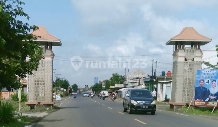 SHM Land on National Road Near Cilacap Prosecutor's Office SHM Land on National Road Near Cilacap Prosecutor's Office