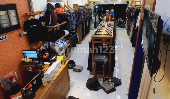 Two-Storey SHM Ruko Super Strategic on Rinjani Street, Cilacap 1