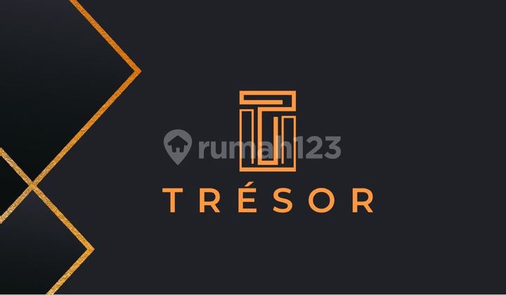 BSD Tangerang Selatan, Rumah Mewah 3 Lantai Dipusat Business dan Dekat Mall