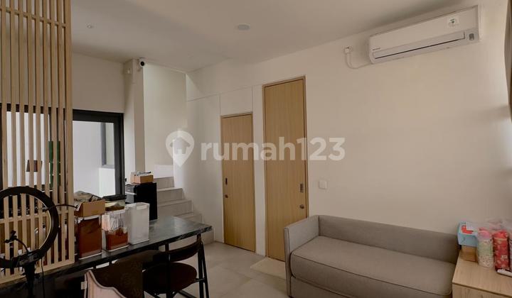 Dijual Rumah Cantik Siap Huni di Tanah Kayu Jiva Bsd City