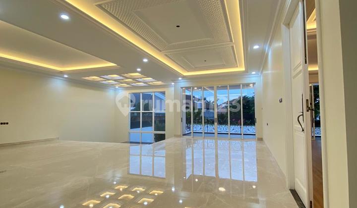 Rumah Bangunan 2.5 Lantai Hadap Selatan di Pondok Indah Jaksel