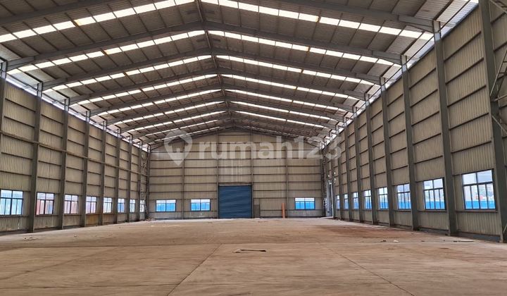 Storage Unit Next to Cikampek Toll Road for Rent, Price per Square Meter in Cikampek