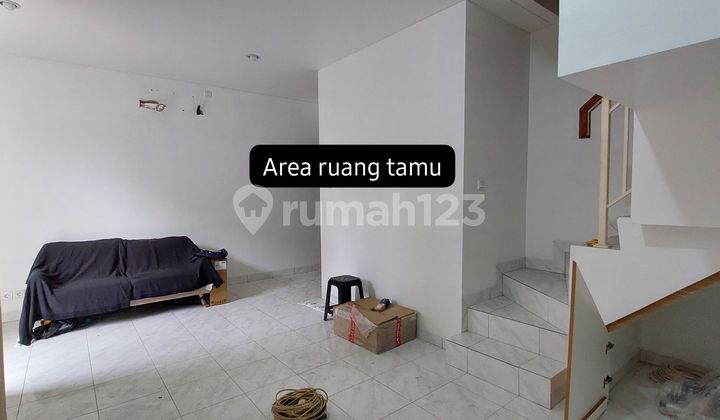 Rumah Semi Furnished Hadap Selatan 2 Lantai di Gading Serpong 2