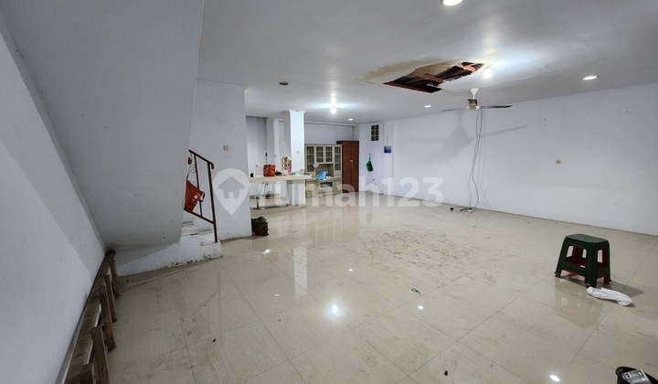 For Sale 2 Ready-to-Occupy Adjacent Shophouses in Kapuk Indah For Sale 2 Ready-to-Occupy Adjacent Shophouses in Kapuk Indah