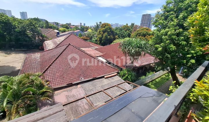 DIJUAL RUMAH TUA HITUNG TANAH SAJA DI KEMANG JAKSEL DIJUAL RUMAH TUA HITUNG TANAH SAJA DI KEMANG JAKSEL