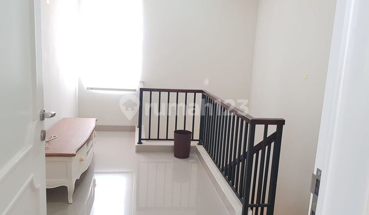 Dijual Rumah Lokasi Strategis Di Tiara Residence,Ciputat 2