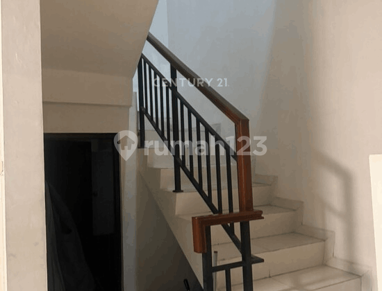 Rumah Bagus Siap Huni di Metland Menteng Lokasi Strategis 2