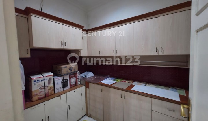 For Rent Semi Furnished House In Harapan Indah Regency 2