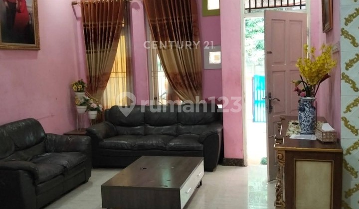 Di Jual Rumah Depan Taman di Bintara Bekasi