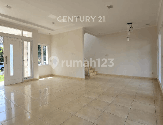 For Rent House In The Premier Cluster Of Harapan Indah Bekasi 2