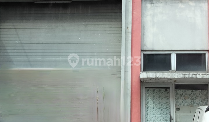 Warehouse Green Sedayu Bizpark Cakung 216m² Suitable for Office or Warehouse