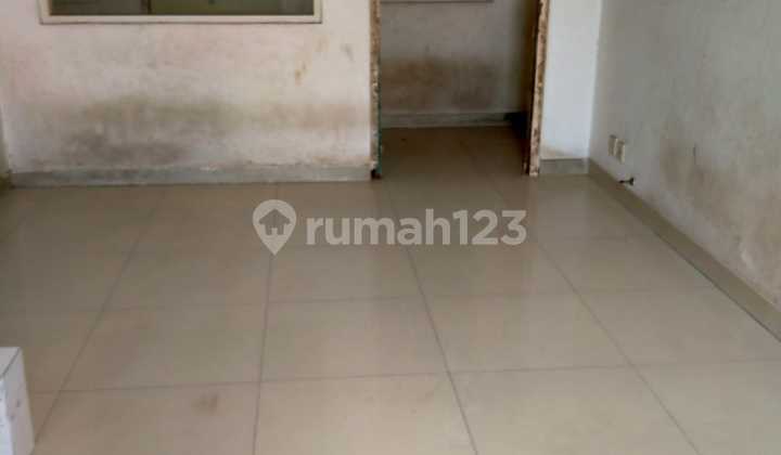 For Rent/Sale Strategic Shop House in Lodan Center Ancol, North Jakarta 2