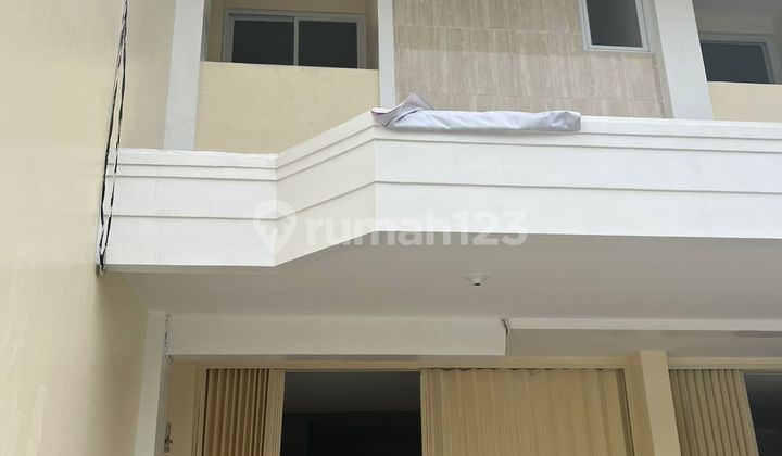 Ruko Baru Lokasi Depan,Ramai di Harapan Indah Bekasi